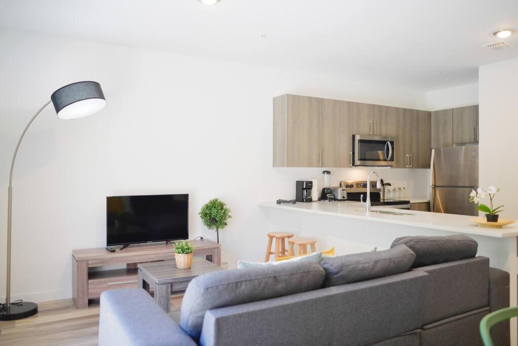 Awesome Townhouse 15 Minutes From The Beach Miami Exterior photo
