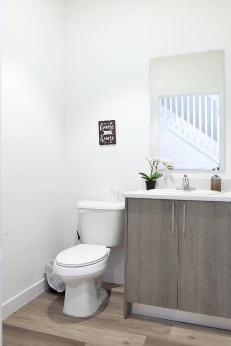 Awesome Townhouse 15 Minutes From The Beach Miami Exterior photo