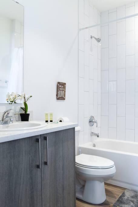 Awesome Townhouse 15 Minutes From The Beach Miami Exterior photo